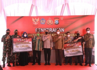 Penyaluran Bantuan Tunai Pedagang Kaki Lima Dan Warung (BTPKLW) Di Mako Polresta Pekanbaru, Salurkan Dana 2,6 M Bagi  2.233 Penerima.