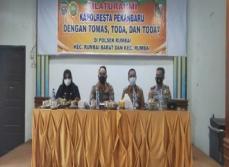 Kapolresta Pekanbaru Jalin Silaturahmi Bersama Para Tokoh Masyarakat Di Kec. Rumbai Dan Kec. Rumbai Barat