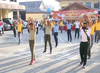 Kapolresta Pekanbaru Gelar Olahraga Bersama TNI-POLRI