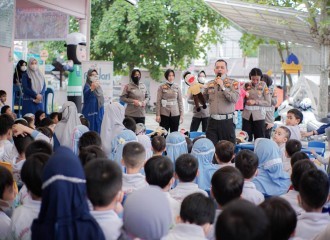 Tertib Lalu Lintas Sejak Dini, Satlantas Kunjungi Abidari Islamic Creative School Pekanbaru