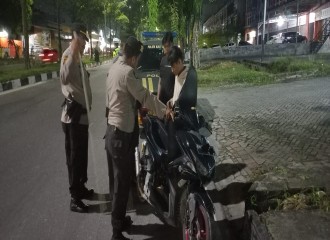 3 Unit Sepeda Motor Diamankan Polsek Bukit Raya Saat Razia Balap Liar Dan Knalpot Brong Di Jalan Arifin Ahmad Pekanbaru. 