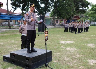 Polresta Pekanbaru Gelar Apel Polisi RW Di Lapangan Bukit Senapelan Pekanbaru