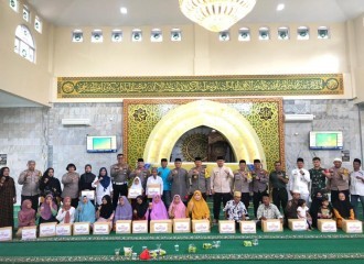 Polresta Pekanbaru Gelar Kegiatan Jumat Curhat Di Masjid Al-Ihsan
