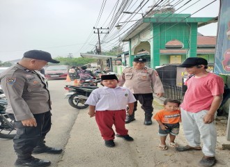 Polsek Kulim Laksanakan Pembinaan Kamtibmas, Sasar Pasar, Sekolah Hingga Perkantoran