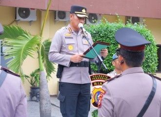 Kapolresta Pekanbaru Pimpin Pelantikan Dan Serah Terima Jabatan Sejumlah Pejabat